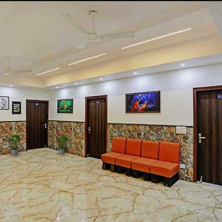 Hotel O K R Resdiancy Near Botanic Garden Of Indian Republic Noida Eksteriør bilde