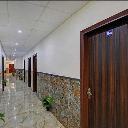 Hotel O K R Resdiancy Near Botanic Garden Of Indian Republic Noida Eksteriør bilde