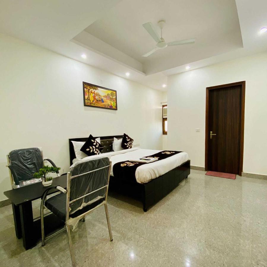 Hotel O K R Resdiancy Near Botanic Garden Of Indian Republic Noida Eksteriør bilde