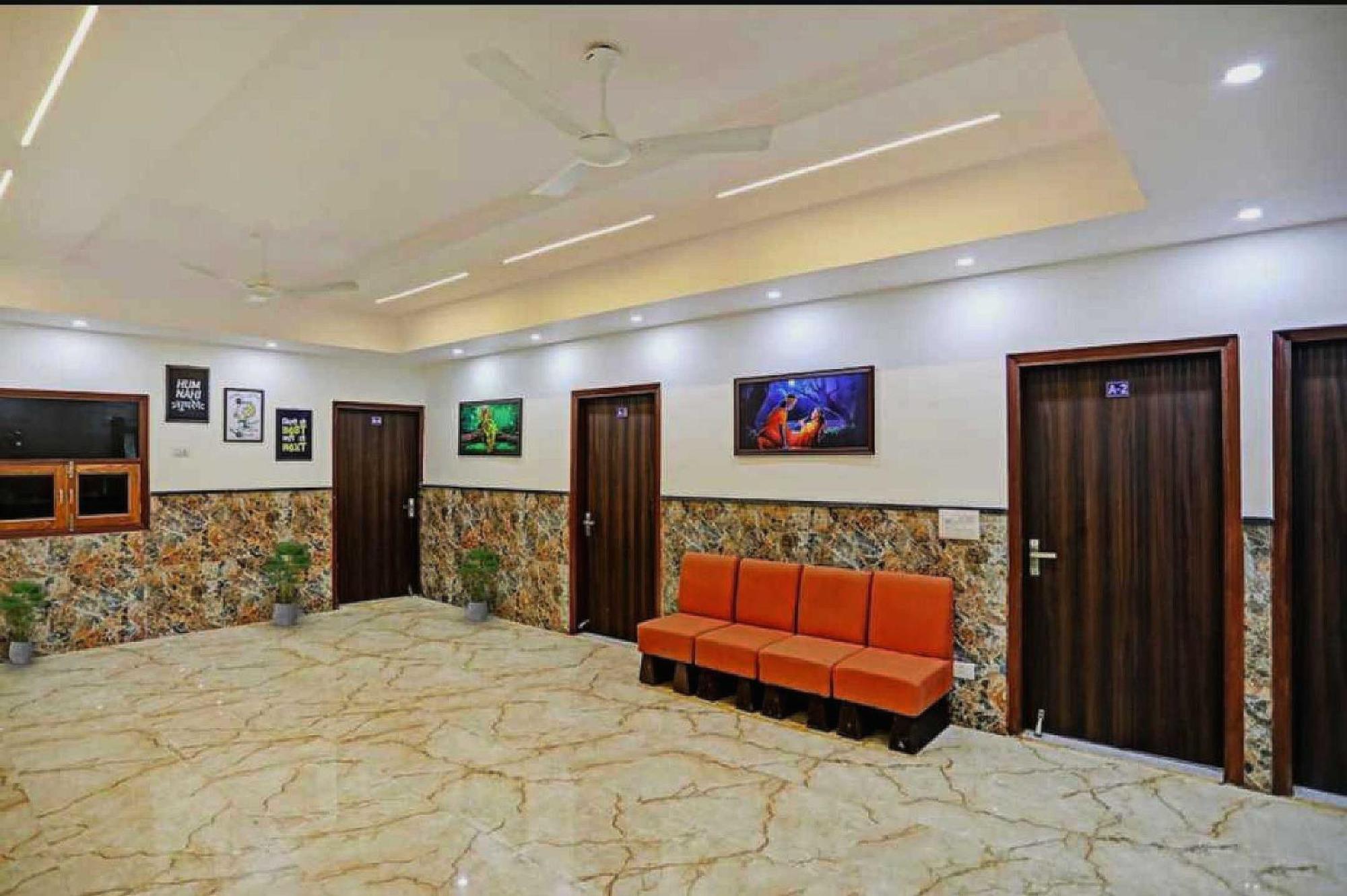 Hotel O K R Resdiancy Near Botanic Garden Of Indian Republic Noida Eksteriør bilde
