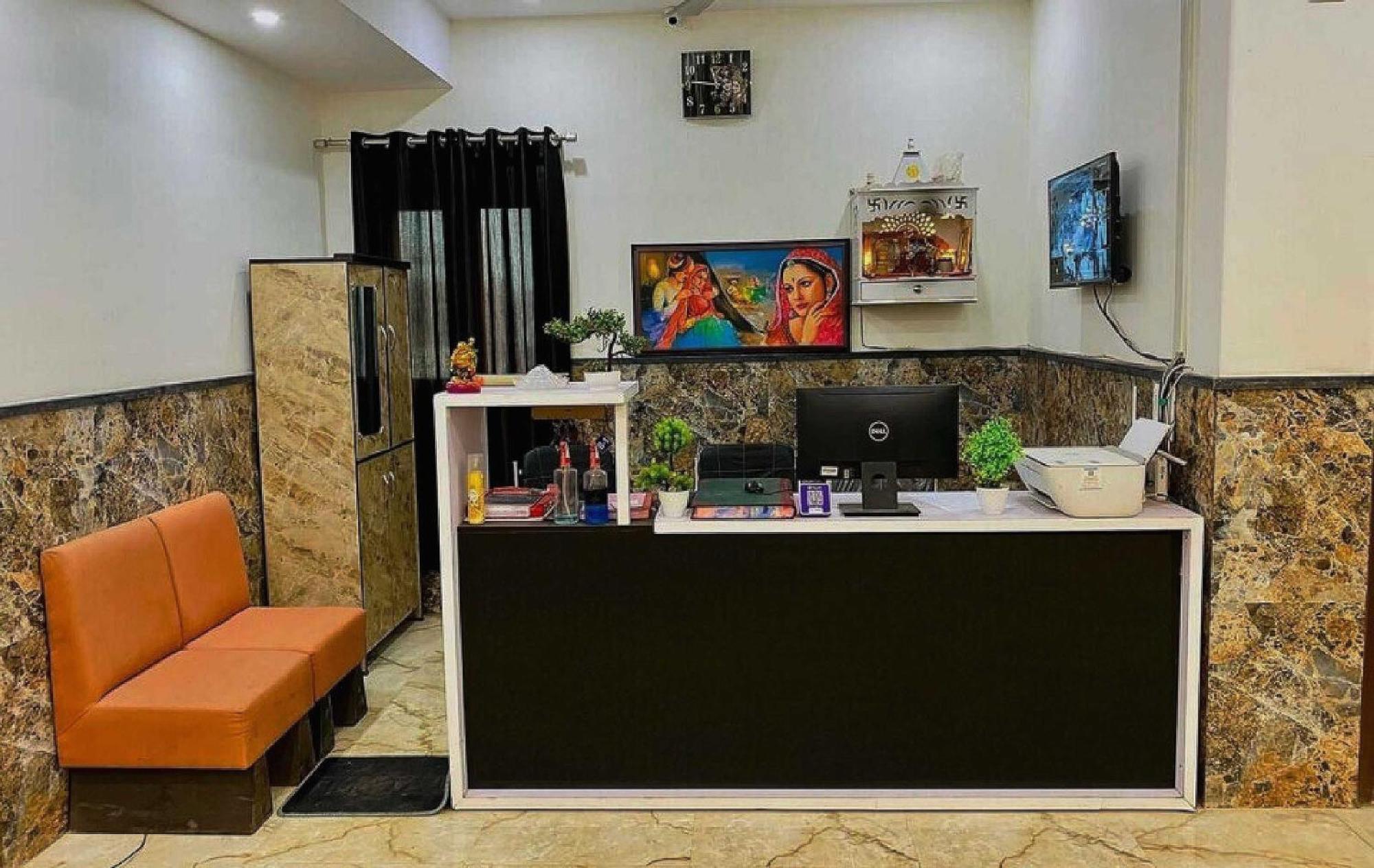 Hotel O K R Resdiancy Near Botanic Garden Of Indian Republic Noida Eksteriør bilde